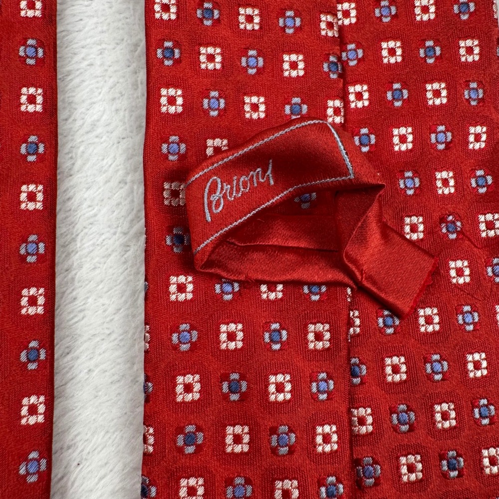 Brioni Silk Tie Mens OS Red Geometric Medallion Handmade Italy dis.1F158 - Picture 3 of 10